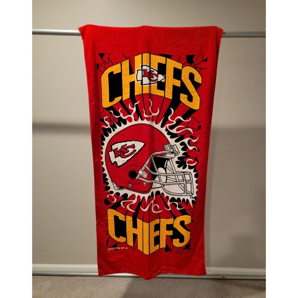 VTG 90s Kansas City Chiefs Beach Towel Red NFL Deadstock Big Graphic 30x59" Rare